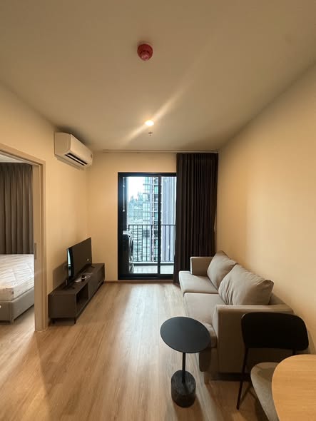 bedroom and living room of Nue District R9