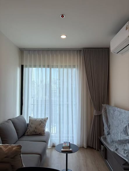 bedroom and living room of Nue District R9