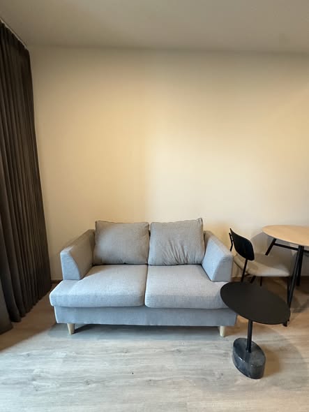 living room of Nue District R9