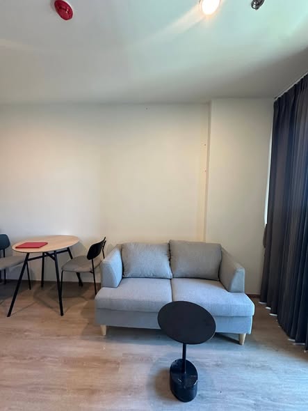 living room of Nue District R9