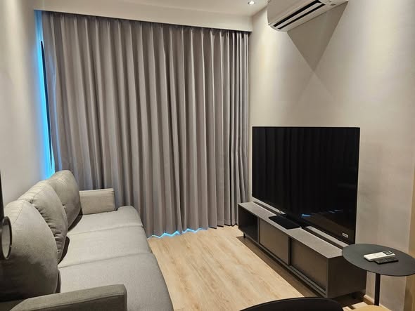 living room of Nue District R9