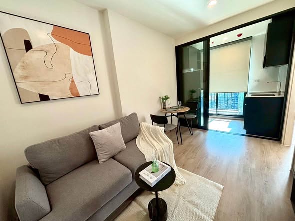 living room and room interior of Nue District R9