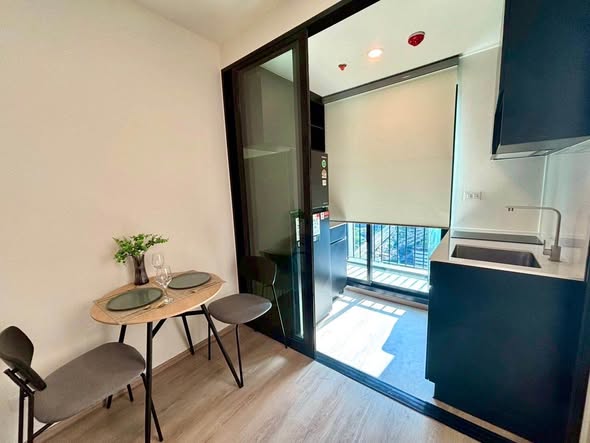 room interior of Nue District R9