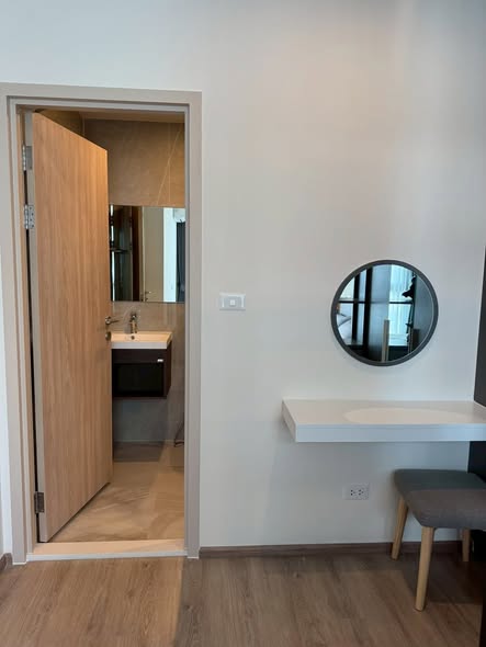 room interior and bathroom of Nue District R9
