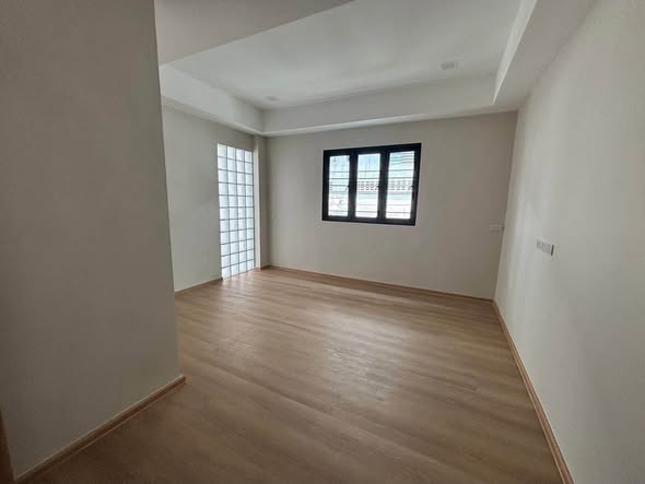 Oakhouse Sukhumvit 101/1