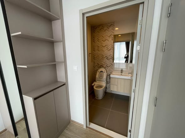 bathroom of Oka Haus