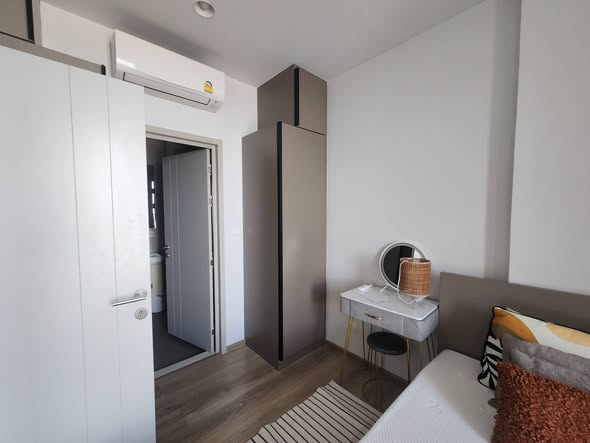 bedroom and room interior of Oka Haus