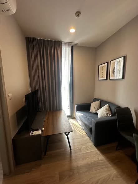 living room and bedroom of Oka Haus