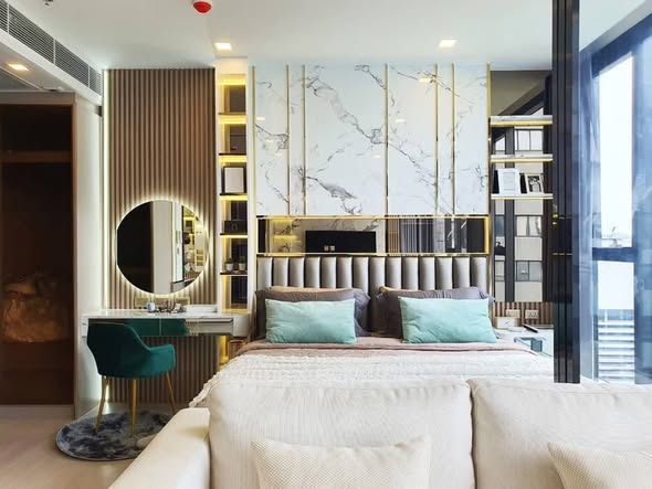 bedroom and living room of One9Five Asoke – Rama 9
