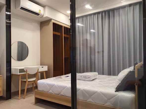 bedroom and room interior of One9Five Asoke – Rama 9
