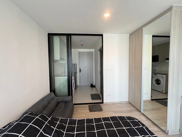 bedroom and room interior of Origin Play Sri Udom Station (Sales gallery) – ออริจิ้น เพลย์ ศรีอุดม สเตชั่น (สำนักงานขาย)