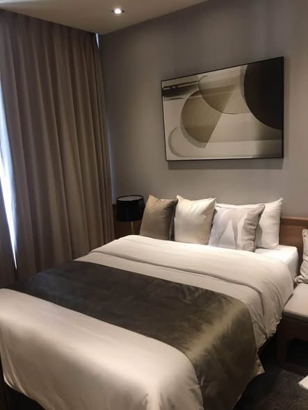 bedroom of Park Origin Phrom Phong