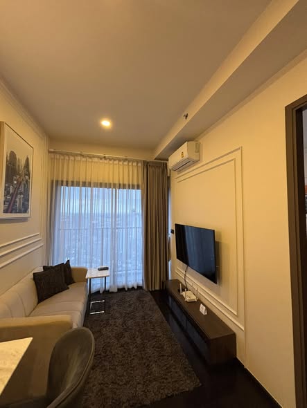 bedroom and living room of Park​ Origin​ Thonglor