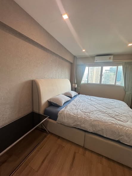 bedroom of Park Thonglor Tower