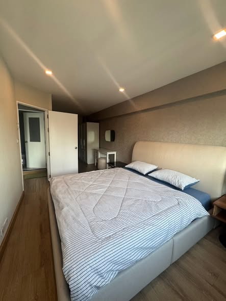 bedroom of Park Thonglor Tower