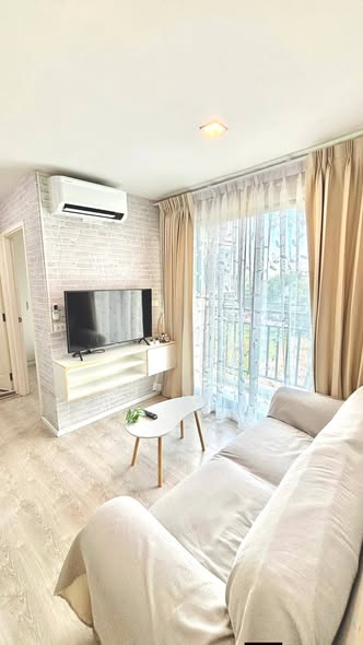 living room and bedroom of Pause Sukhumvit 107 : พอส สุขุมวิท 107