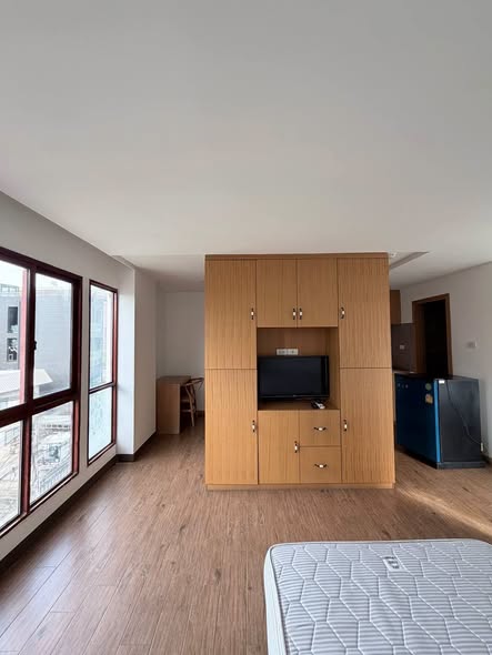 bedroom of Pentafield City Residence