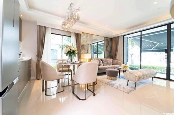 living room and room interior of Pleno Westgate