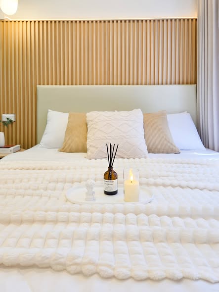 bedroom and bathroom of PLUM CONDO ราม 60 อินเตอร์เชนจ์