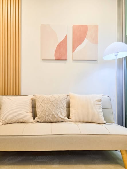 living room of PLUM CONDO ราม 60 อินเตอร์เชนจ์