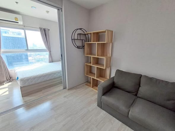 bedroom and living room of Plum Condo Ramkhamheng Station