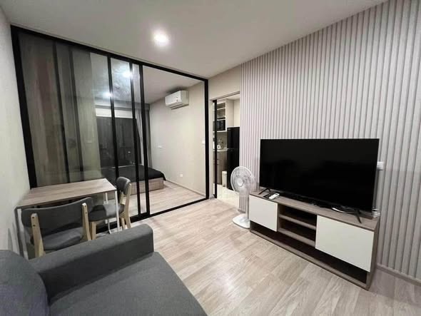bedroom and living room and room interior of Plum Condo Sukhumvit 97.1