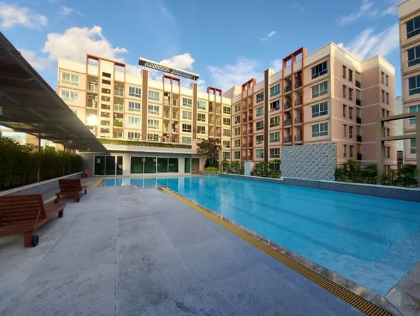 pool of สราญวิลล์ @ แฮปปี้แลนด์