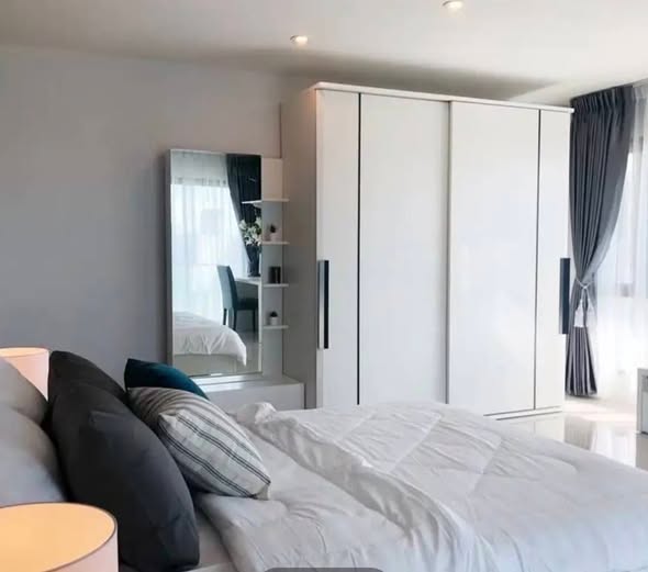 bedroom and room interior of Punna Oasis 1