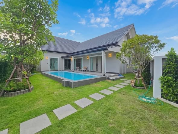 PX Pool Villa Pattaya