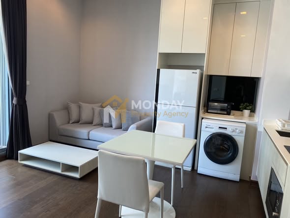 bedroom of Q Asoke