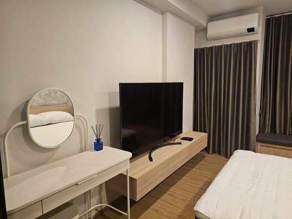 bedroom of QUINTARA MHy’ZEN PHROM PHONG (ควินทารา มาย’เซน พร้อมพงษ์)