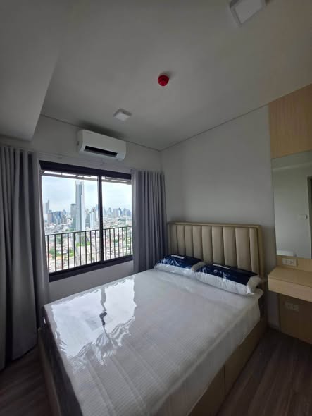bedroom of QUINTARA MHy’DEN PHO NIMIT (ควินทารา มาย’เดน โพธิ์นิมิตร)