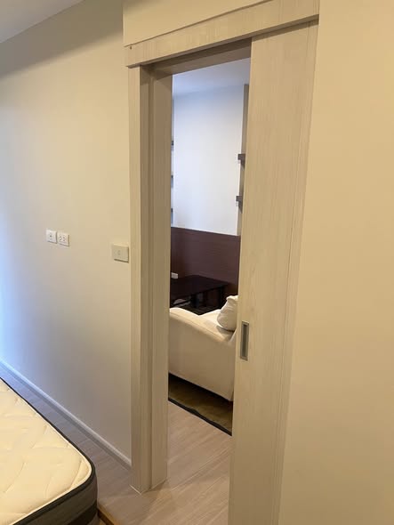 bedroom and room interior of Quintara Phume Sukhumvit 39
