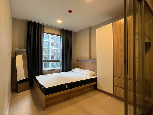 bedroom and room interior of Quintara Phume Sukhumvit 39