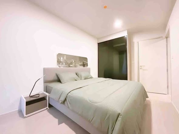 bedroom of Quintara Treehaus Sukhumvit 42