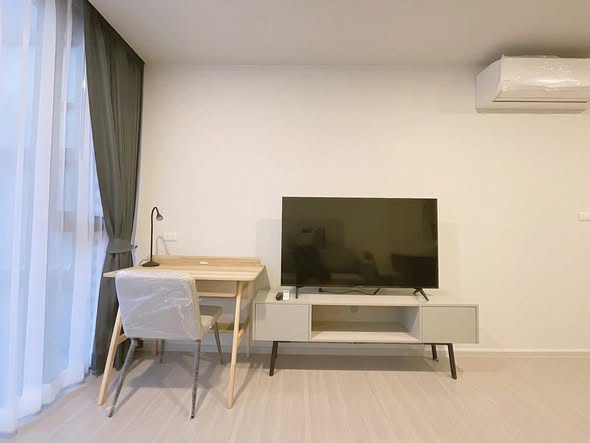 bedroom and living room of Quintara Treehaus Sukhumvit 42