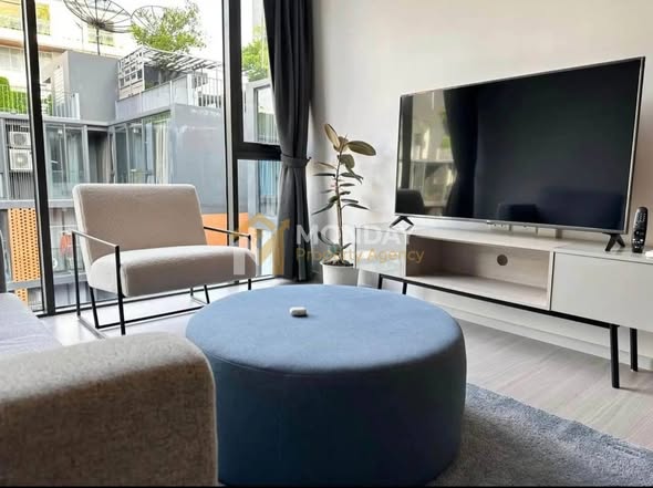 living room of Quintara Treehaus Sukhumvit 42