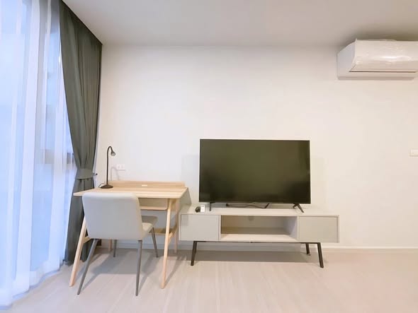 living room and bedroom of Quintara Treehaus Sukhumvit 42