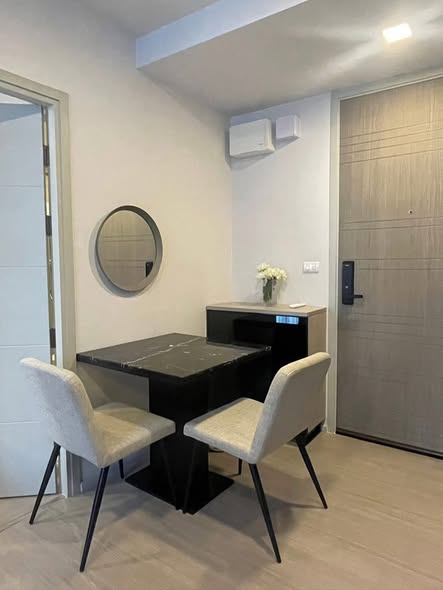 room interior of Quintara Treehaus Sukhumvit 42