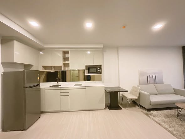 room interior and kitchen of Quintara Treehaus Sukhumvit 42