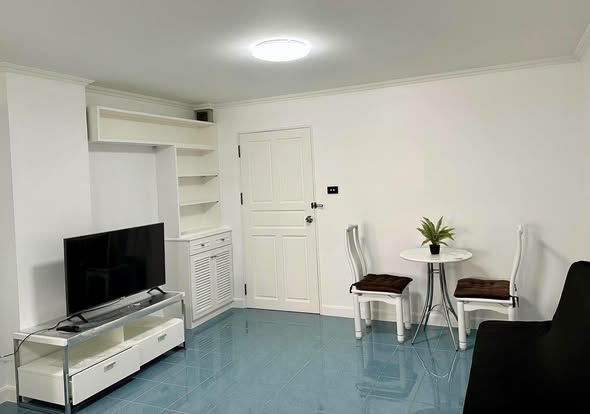 Ratchada Resort Condo