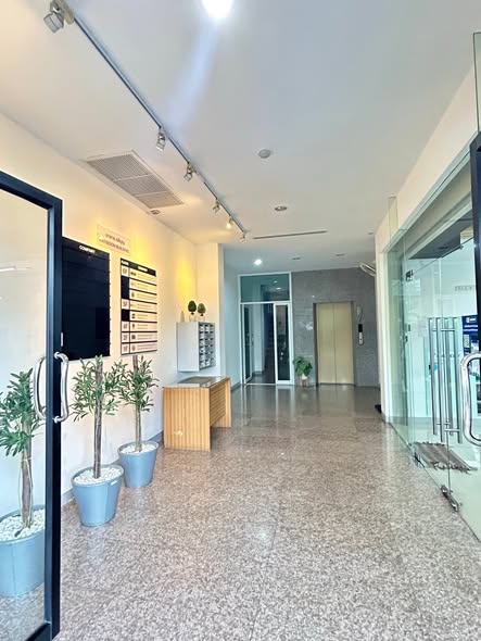 Ratiboon Bldg.