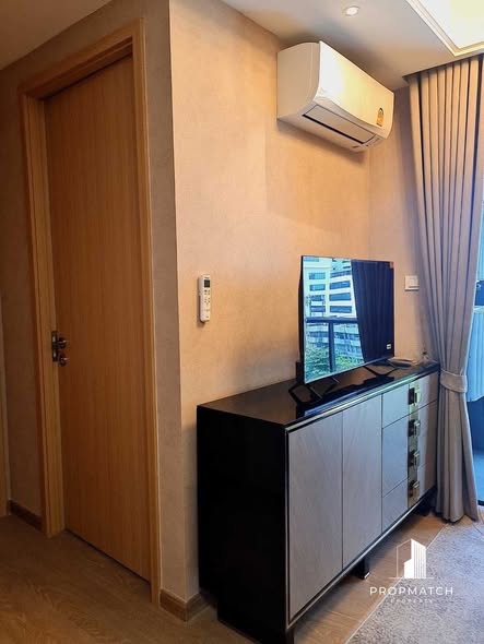 Regal Condo Sathon – Naradhiwas