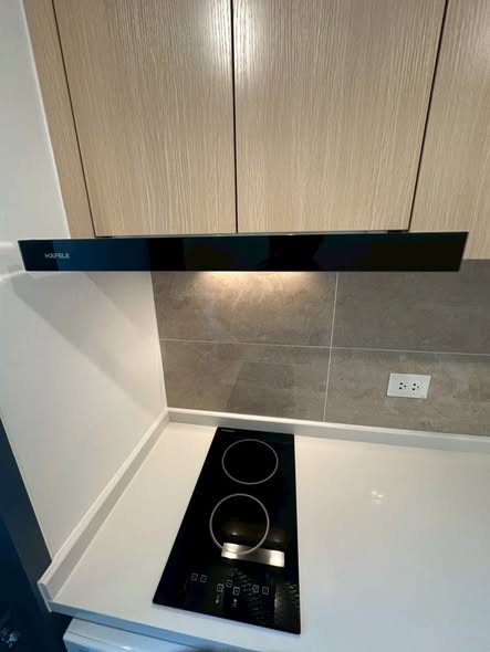 bathroom and kitchen of Regal Srinakarin 40