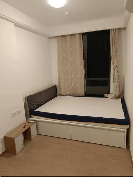 bedroom of Regal Srinakarin 40