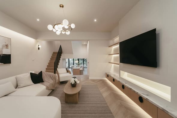living room of Regent 71 Place