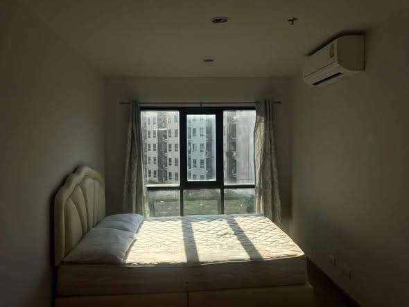 bedroom of Regent Home 18