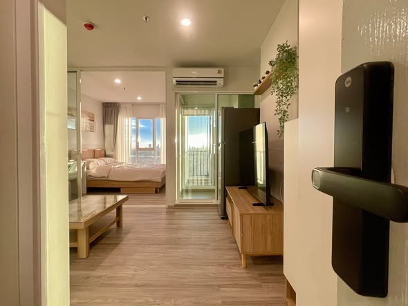 bedroom and room interior of Regent Home Bangna (รีเจ้นท์โฮม บางนา)