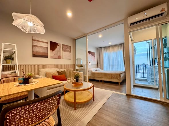 living room and bedroom of Regent Home Bangna (รีเจ้นท์โฮม บางนา)