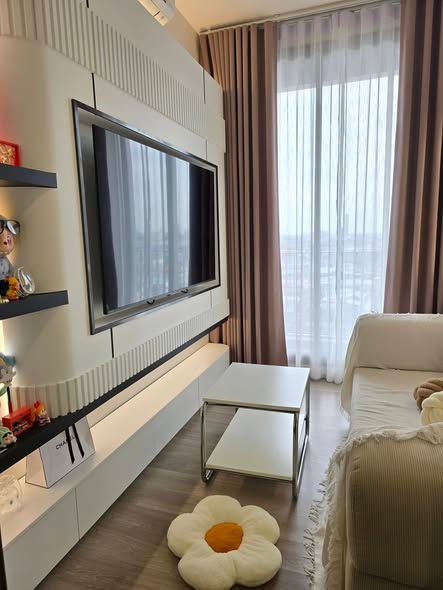 living room and bedroom and bathroom of Rhythm Charoenkrung Pavillion